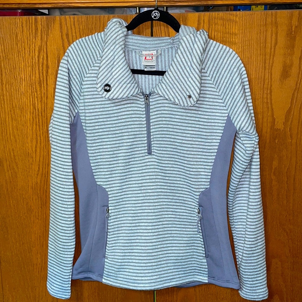 Women’s Avalanche Sweater